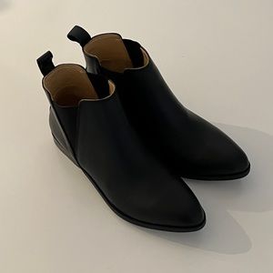 NWT Nisolo Short Chelsea Black Boots Size 7